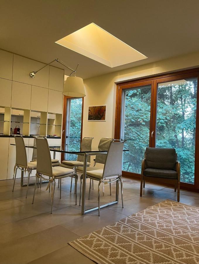 شقة Verde Rame In Citta' Alta Con Garage Charme E Relax بيرغامو المظهر الخارجي الصورة